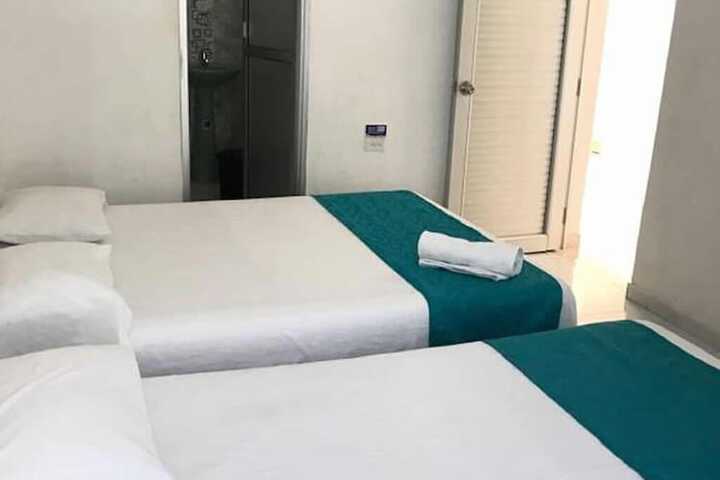 Room 9 of 20