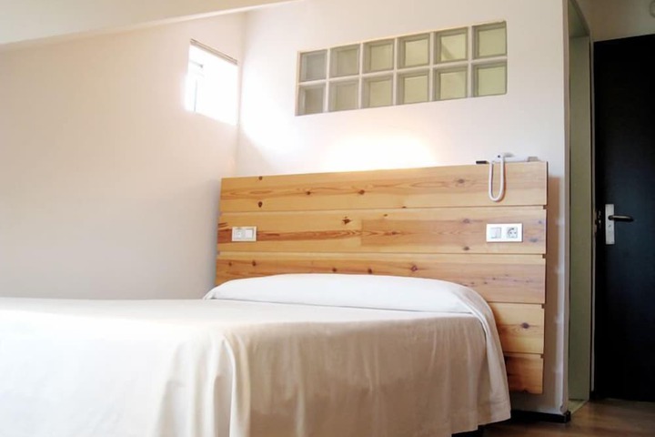 Room 11 of 21