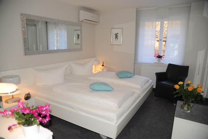 Room 20 of 46