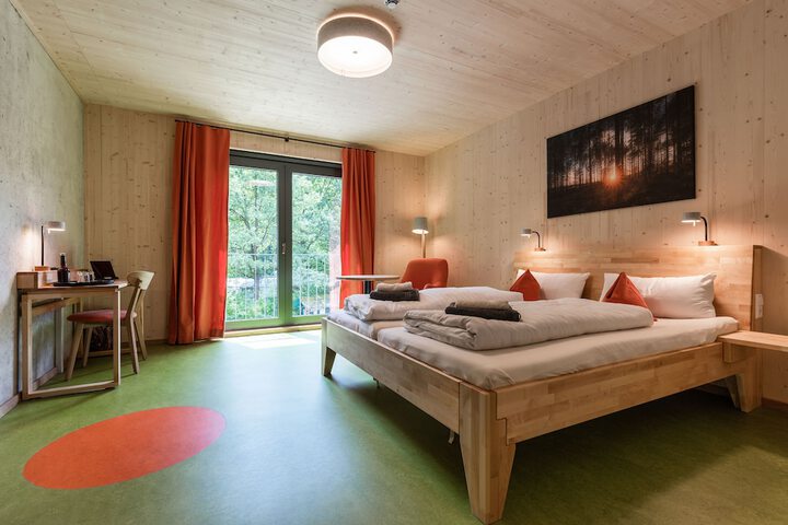 Room 2 of 48