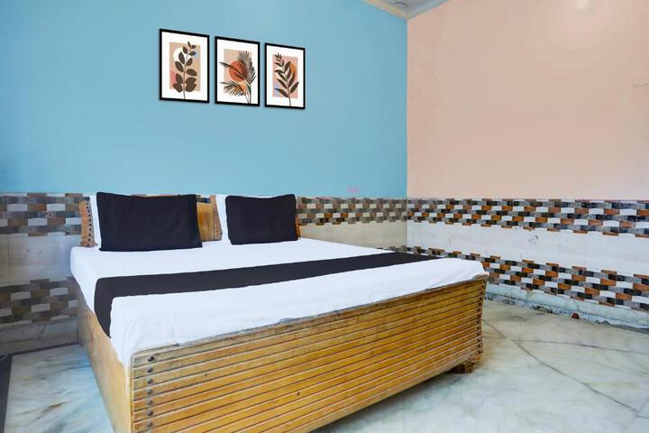 Hotel O by OYO SAMRAT HOTEL