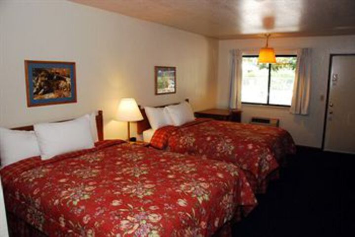 Room 4 of 13