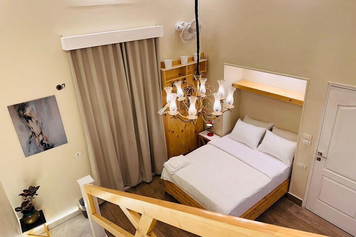 Room 25 of 58