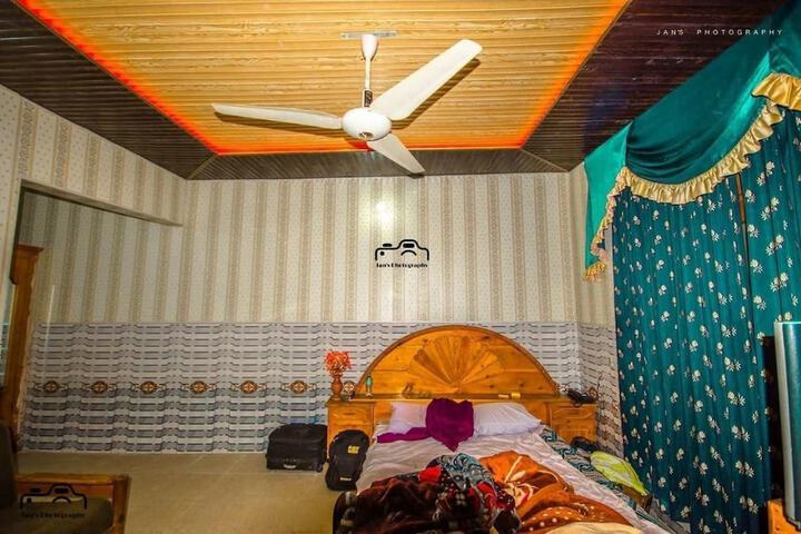 Room 5 of 21