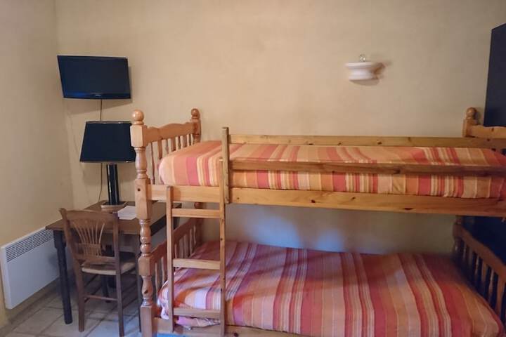 Room 17 of 50