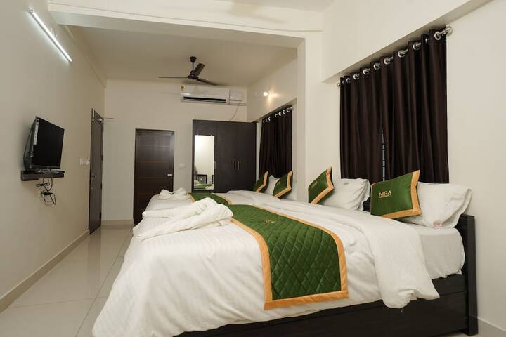 Room 3 of 23