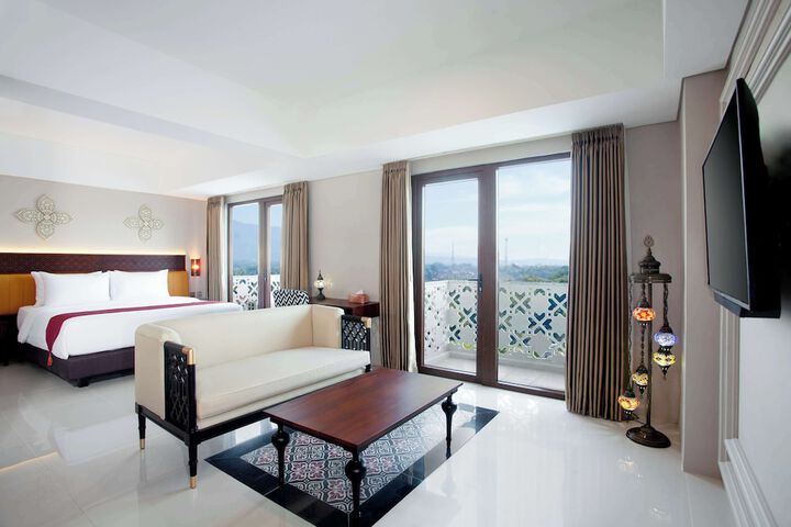 Room 19 of 42