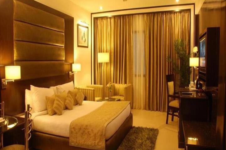Hotel Rosewood Suites Near IGI Airport