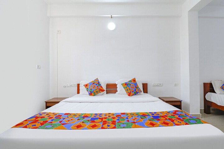 Room 19 of 28