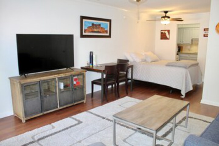 Room 37 of 43