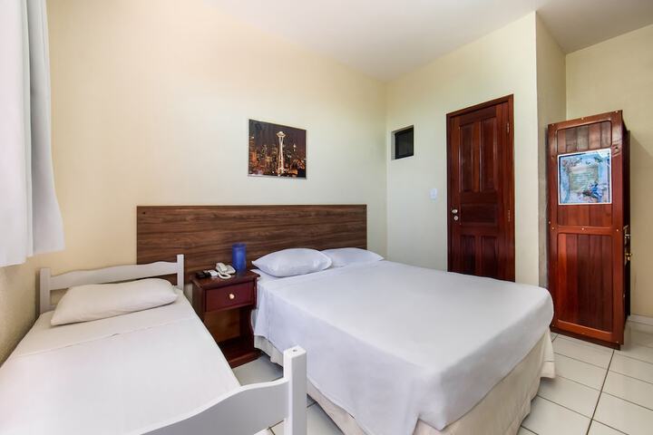 Room 19 of 32