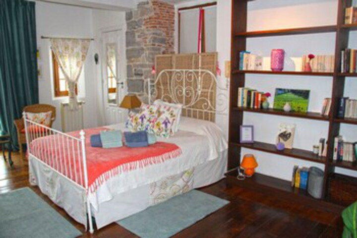 Room 141 of 274
