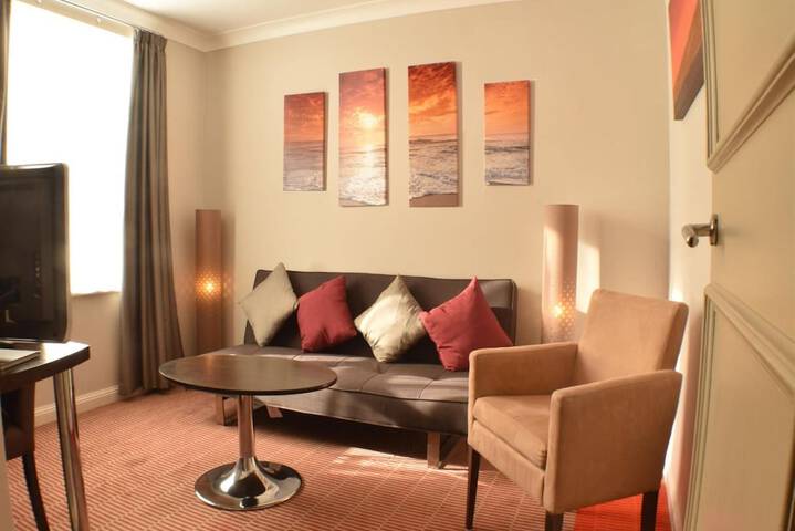 Room 19 of 40