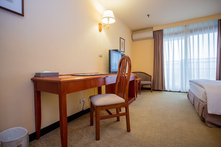 Room 87 of 203