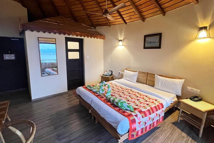 Room 10 of 55