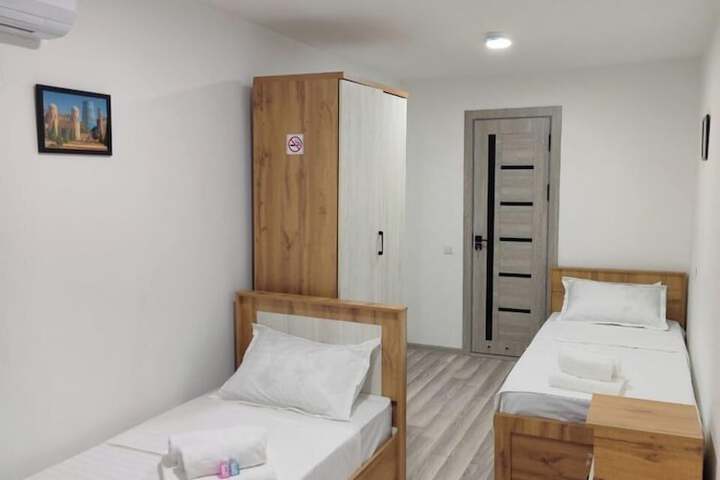 Room 7 of 23
