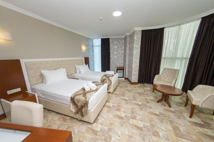 Room 15 of 35