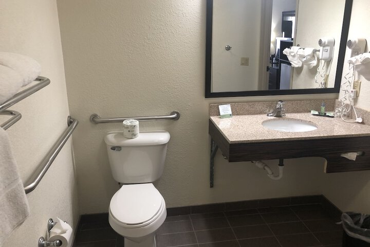 Room 40 of 50