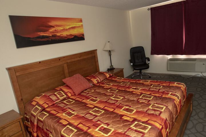 Room 10 of 154