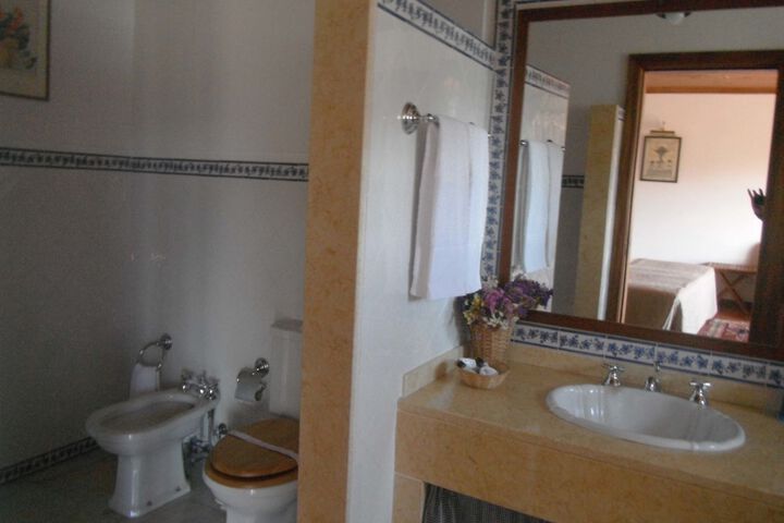 Room 28 of 62
