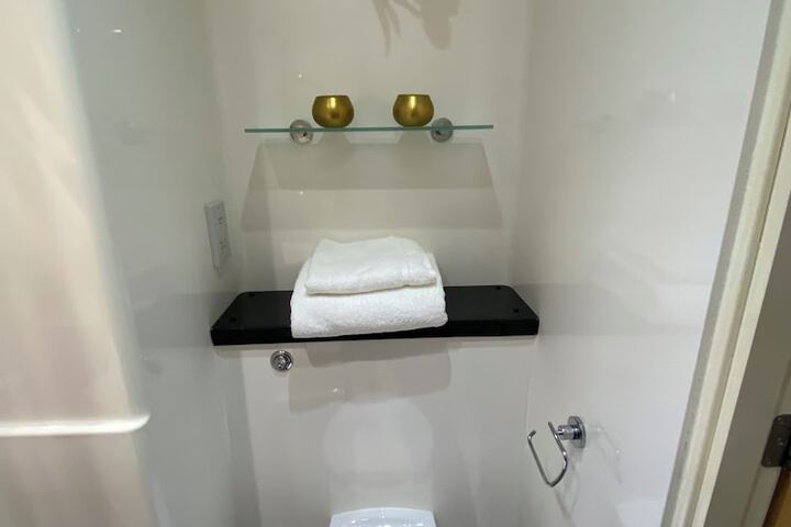 Room 40 of 51