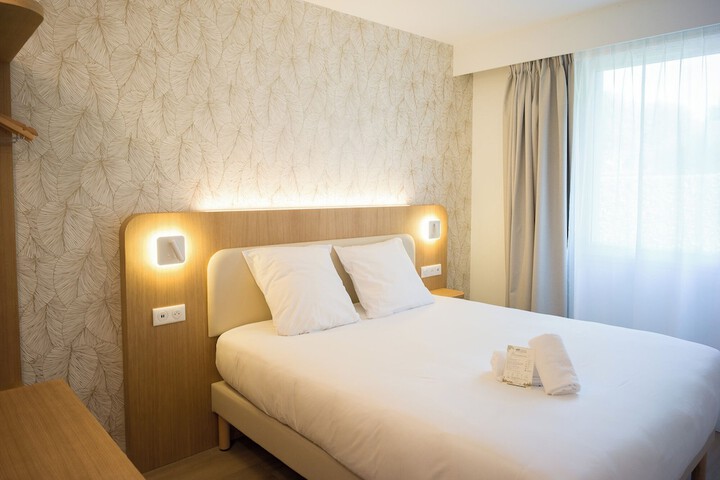 Room 36 of 127
