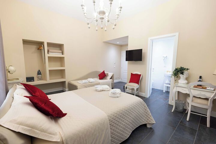 Room 9 of 22