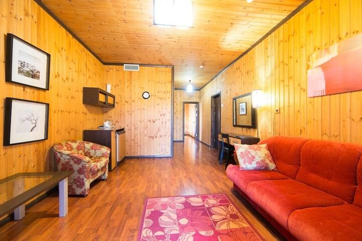 Room 45 of 158