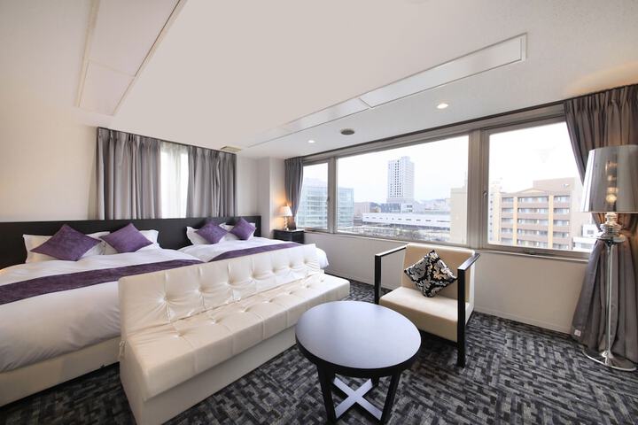 Room 34 of 54