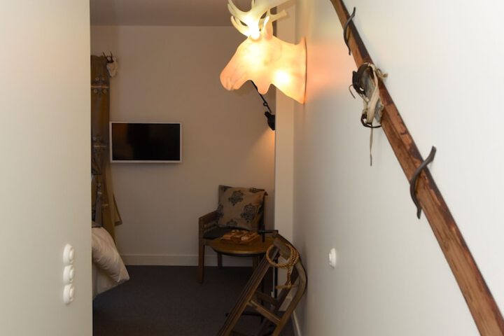 Room 29 of 61