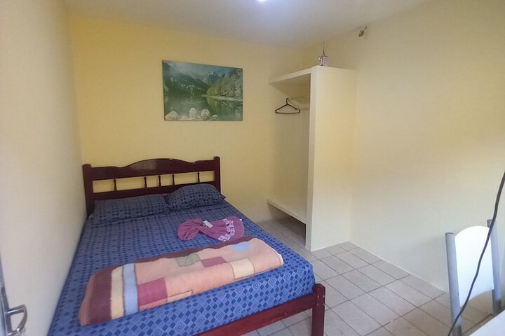 Room 32 of 41