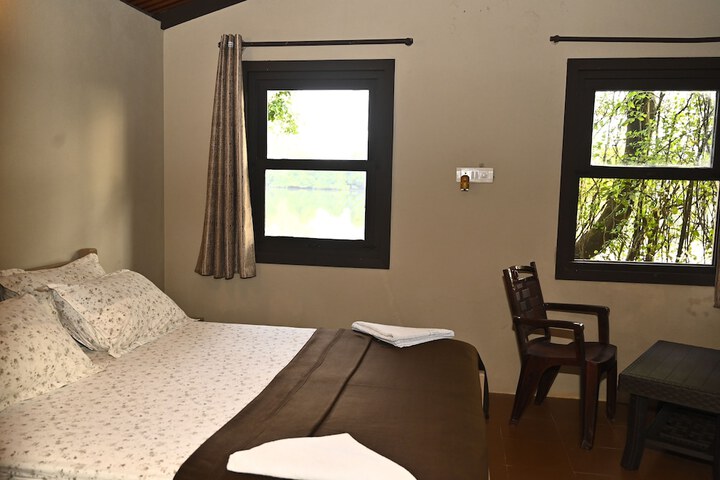 Room 11 of 60