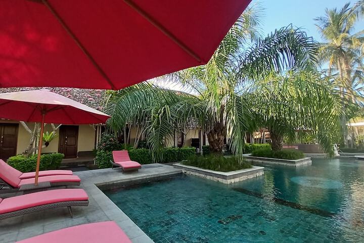 Pool 34 of 61