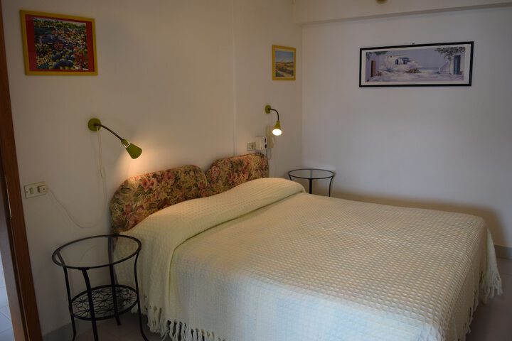 Room 21 of 63