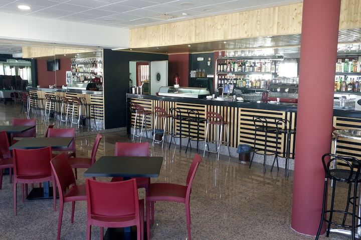 Food court