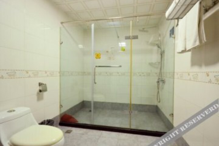 Wuhan Weilong Hotel