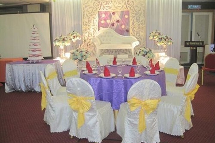 Ballroom/Hall 48 of 59