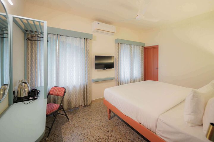 Room 9 of 56