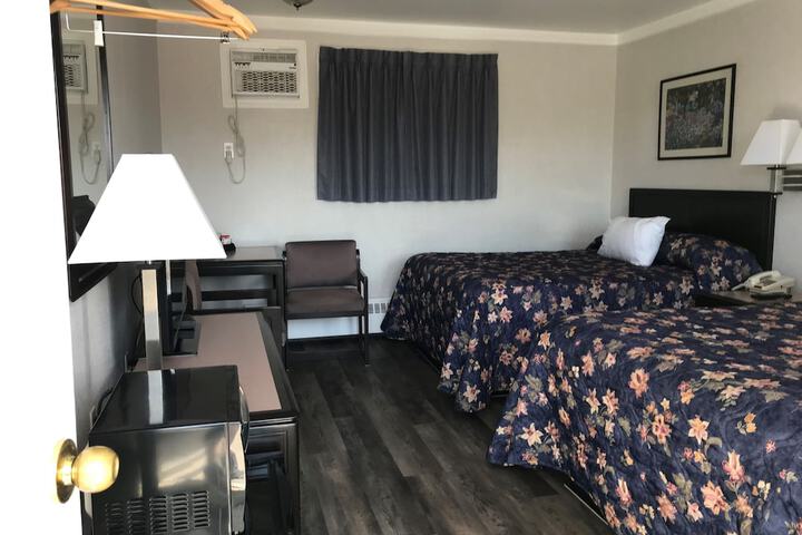 Room 6 of 39
