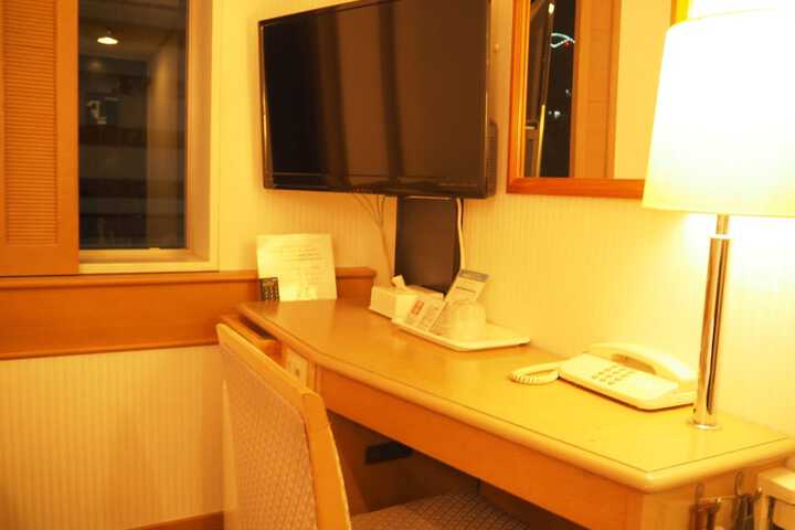 Room 7 of 47