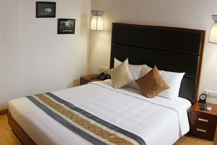 Room 7 of 54