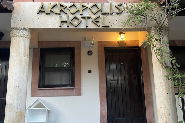Hotel Exterior 90 of 113