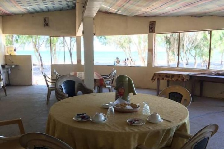 Dining 5 of 10