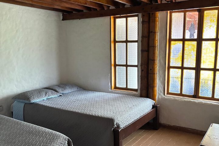 Room 13 of 27
