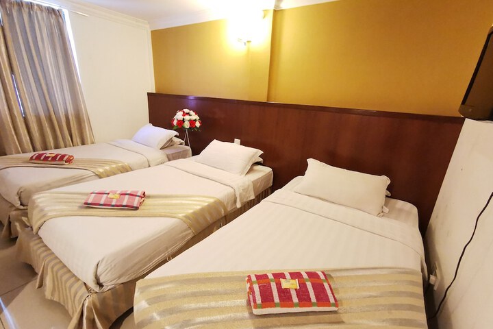 Room 21 of 36