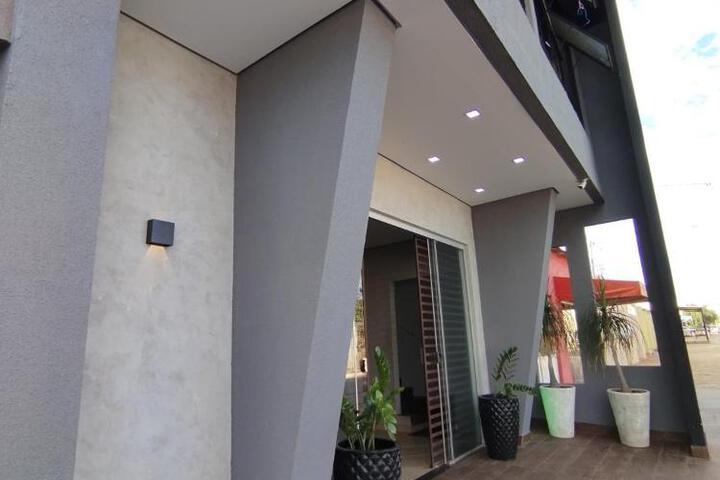 CITY HOTEL