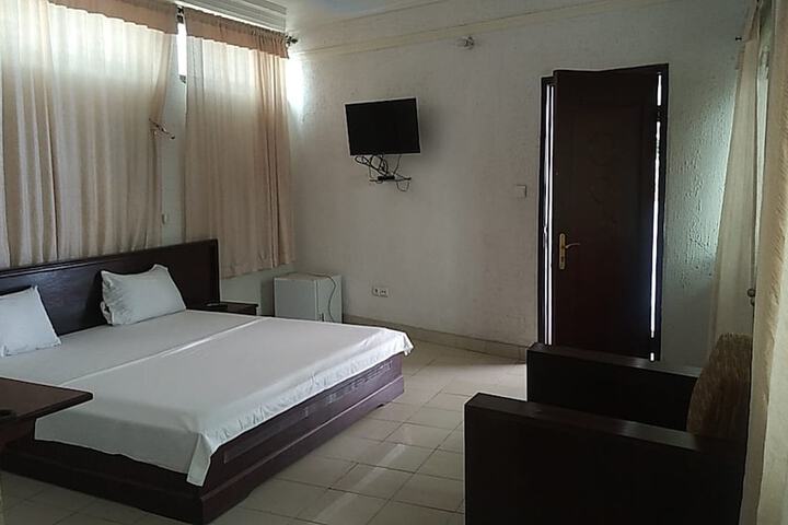 Room 67 of 156