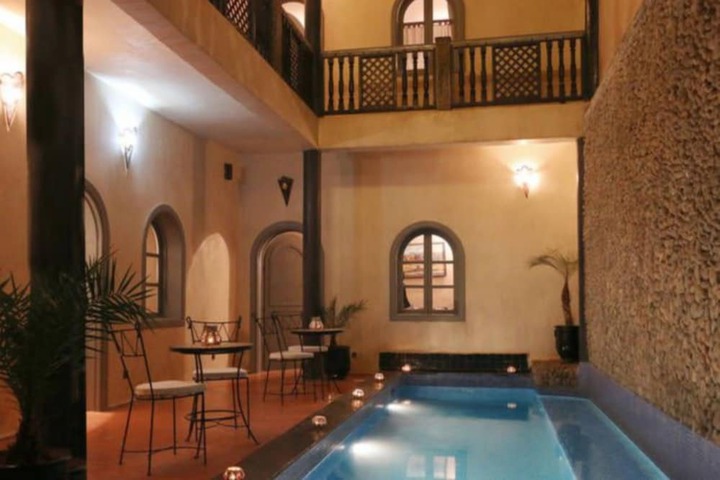 Pool 16 of 21