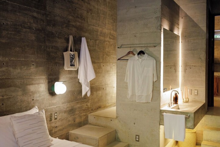 Room 29 of 51