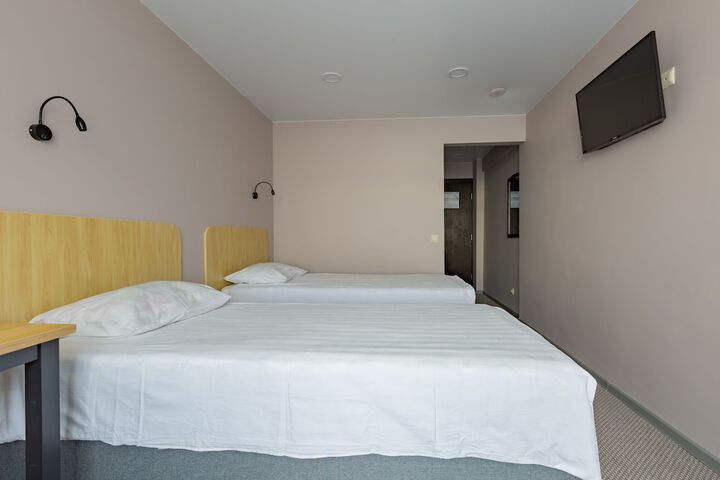 Room 10 of 55